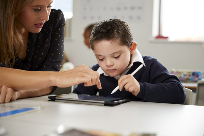 Digitale Unterrichtsmaterialien - BMBF DigitalPakt Schule